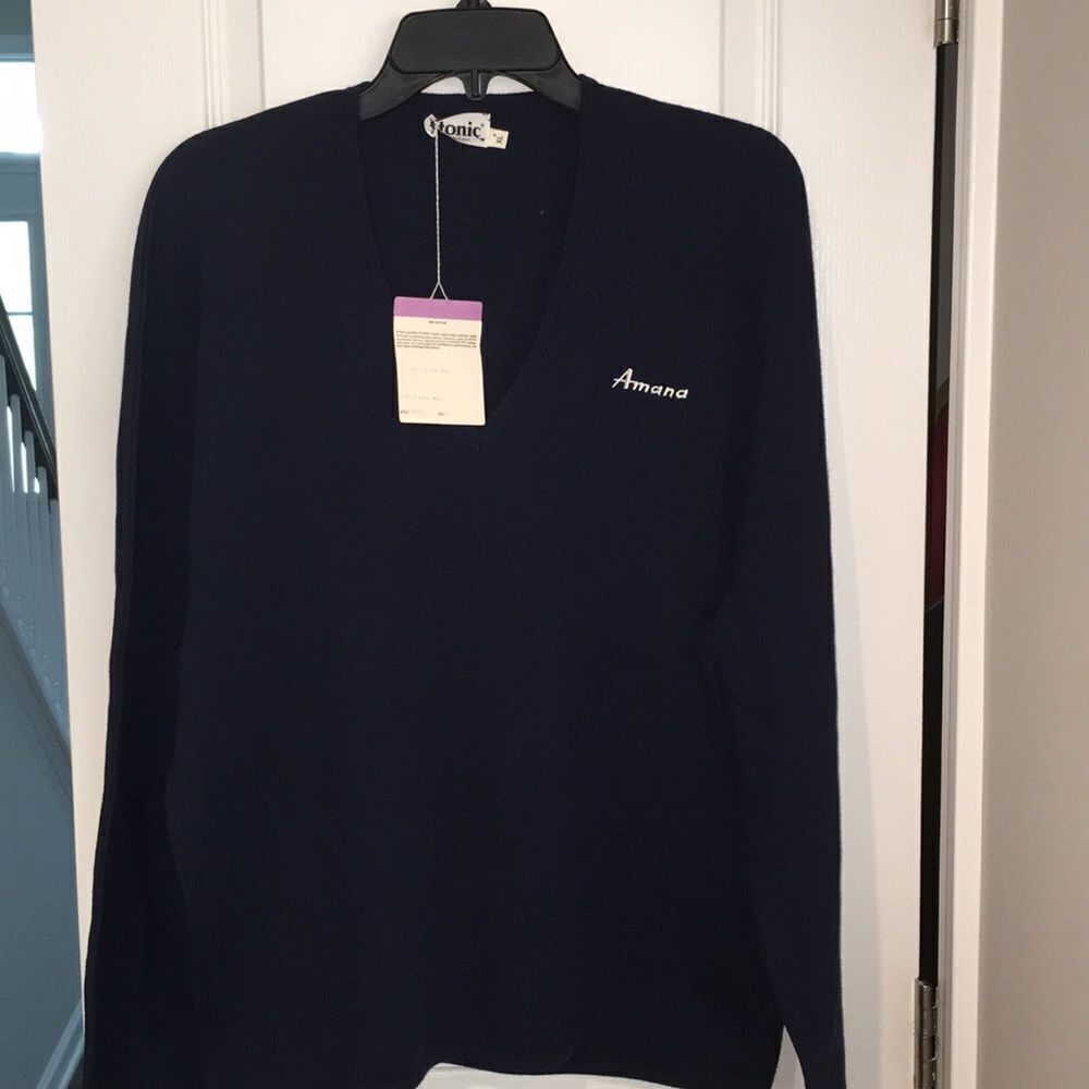 Amana V Neck Etonic vintage wool golf sweater XL